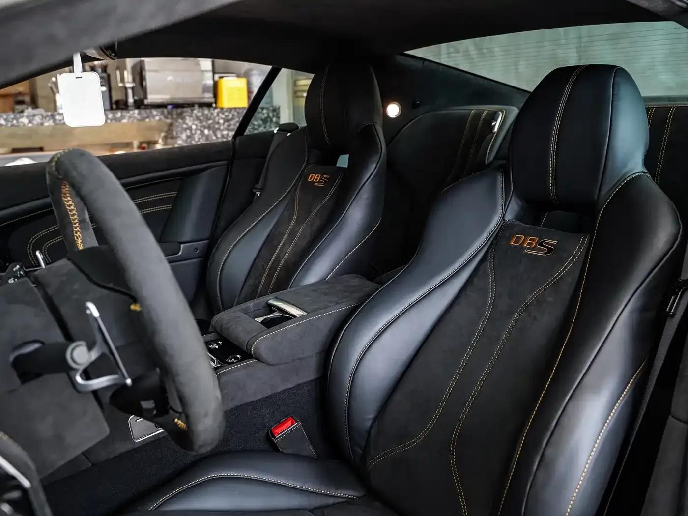 Aston Martin DBS 2009 6.0 Touchtronic Coupe — миниатюра 8