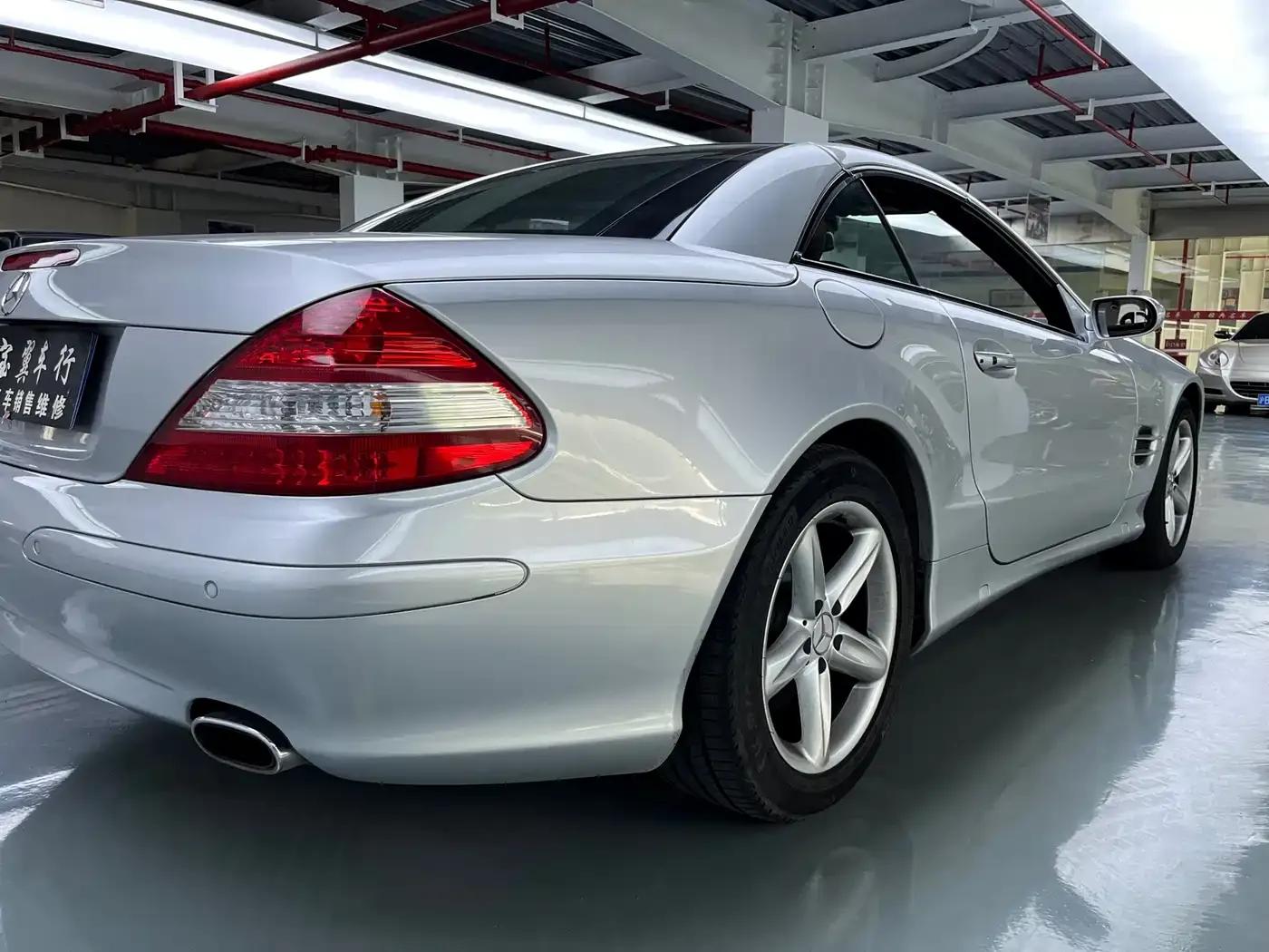 Mercedes-Benz SL-Class 2008 SL 500 — миниатюра 8
