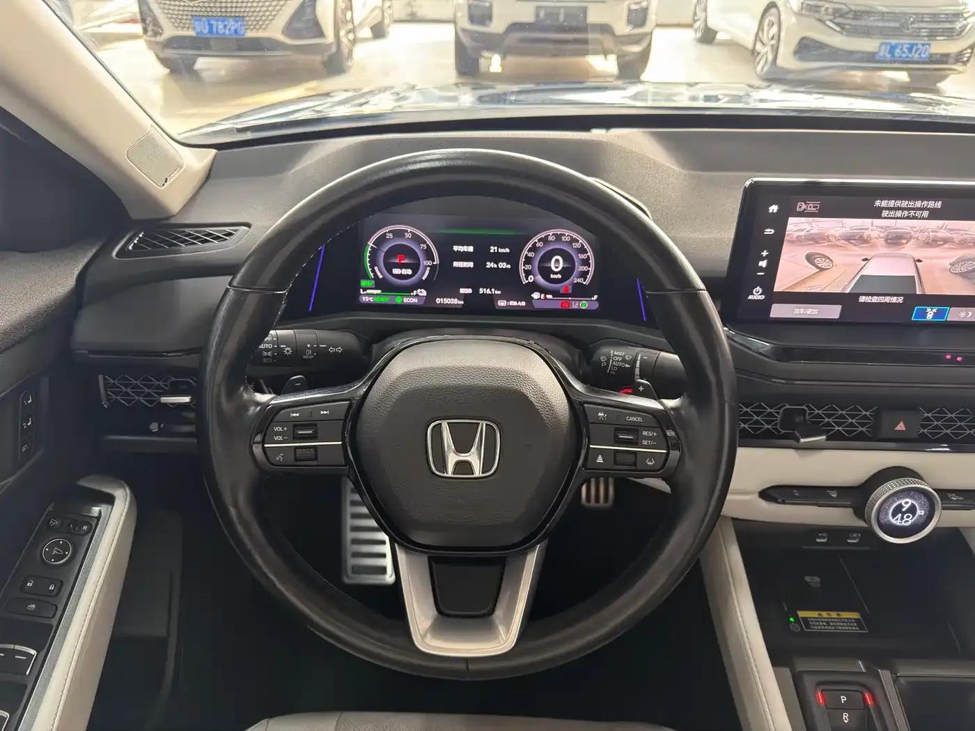 Accord PHEV 2023 2.0L e:PHEV Flagship Edition — миниатюра 13