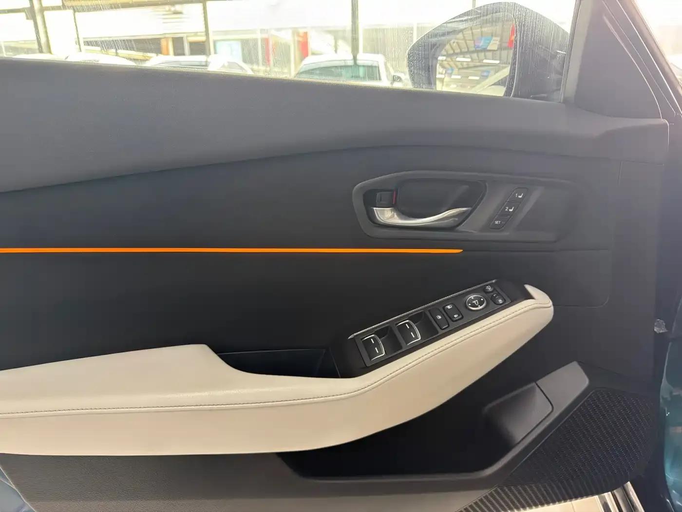 Accord PHEV 2023 2.0L e:PHEV Flagship Edition — миниатюра 5