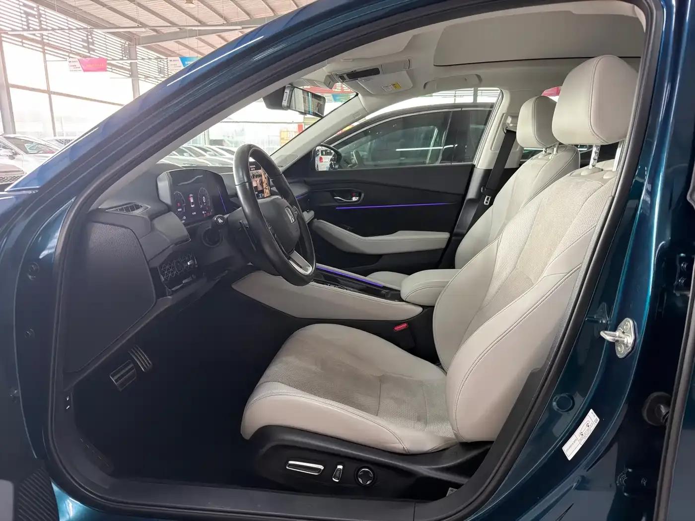 Accord PHEV 2023 2.0L e:PHEV Flagship Edition — миниатюра 7