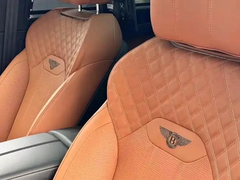 Bentayga Plug-in Hybrid 2021 3.0T PHEV — миниатюра 6