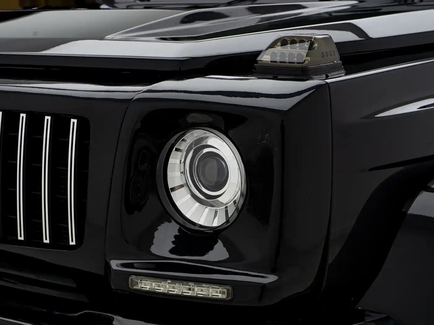 Beijing BJ80 2020 2.3T Automatic Premium Tribute Edition — миниатюра 23