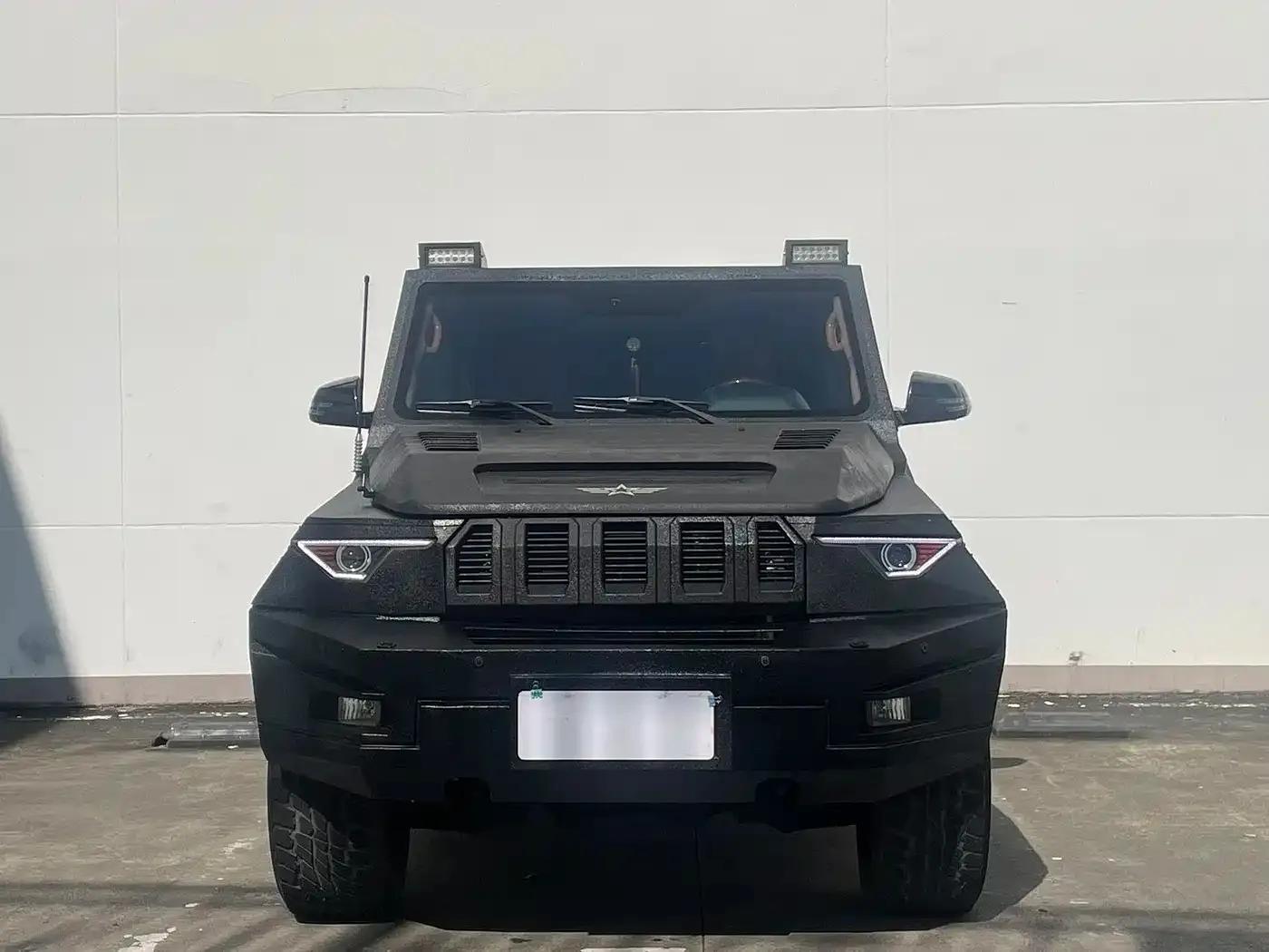 Beijing BJ80 2017 2.3T Defender — миниатюра 2