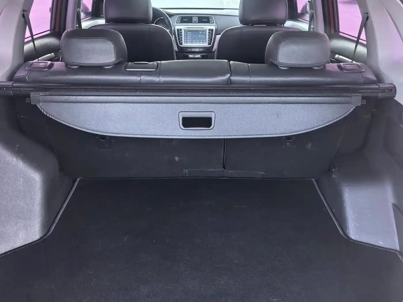 2015 Senova X65 2.0T Automatic Elite — миниатюра 17