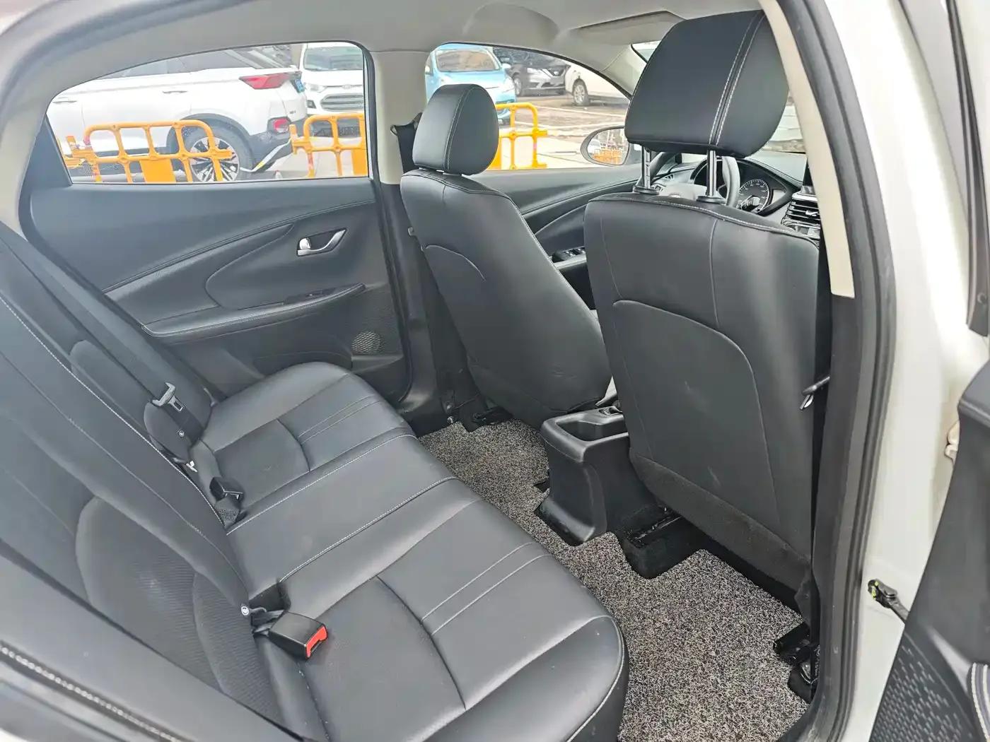 Yuexiang 2019 1.5L DCT Luxury Edition (National VI Emission Standard) — миниатюра 11