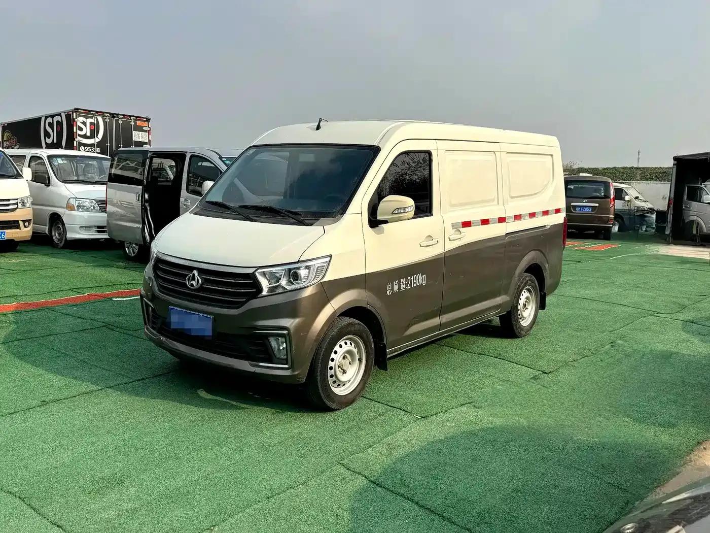 CrossStar V3 2022 1.5L Gasoline Luxury 2-Seater Van JL473QH — миниатюра 1