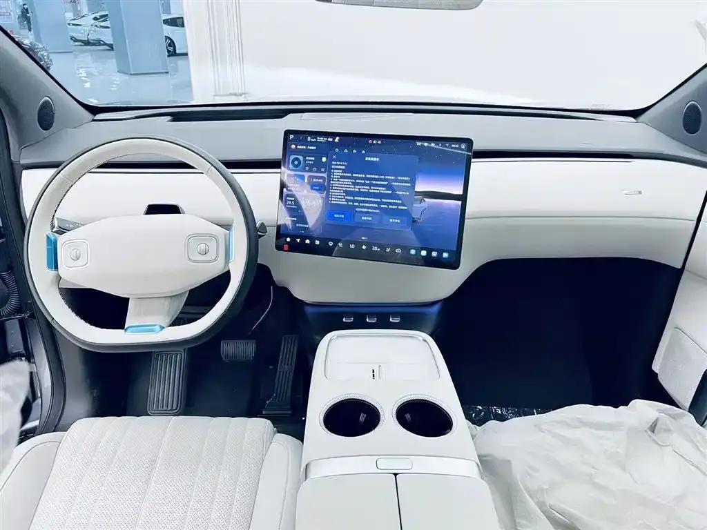 Changan Qiyuan E07 2025 Pure Electric Four-Wheel Drive 90kWh Grand Edition — миниатюра 16