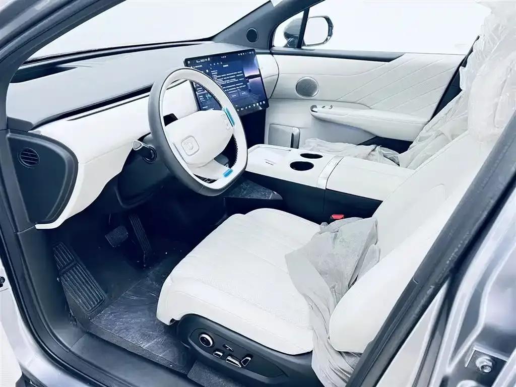 Changan Qiyuan E07 2025 Pure Electric Four-Wheel Drive 90kWh Grand Edition — миниатюра 17