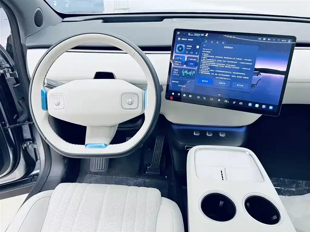 Changan Qiyuan E07 2025 Pure Electric Four-Wheel Drive 90kWh Grand Edition — миниатюра 20