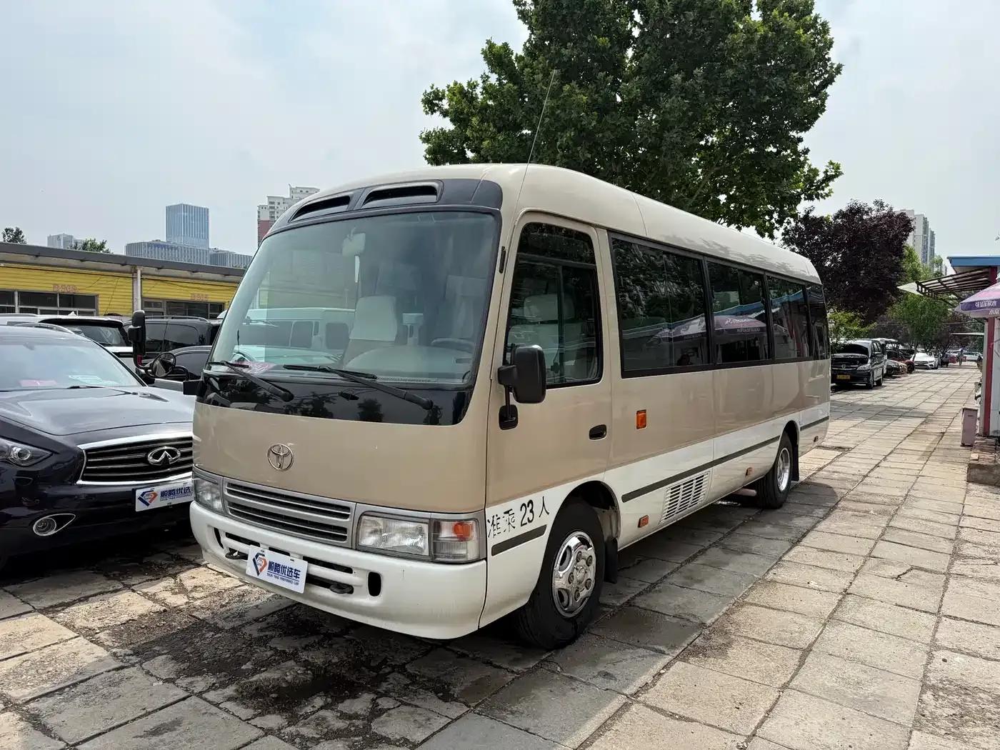 2007 Toyota Coaster 2.7L Gasoline Luxury Edition (23 Seats) — миниатюра 1
