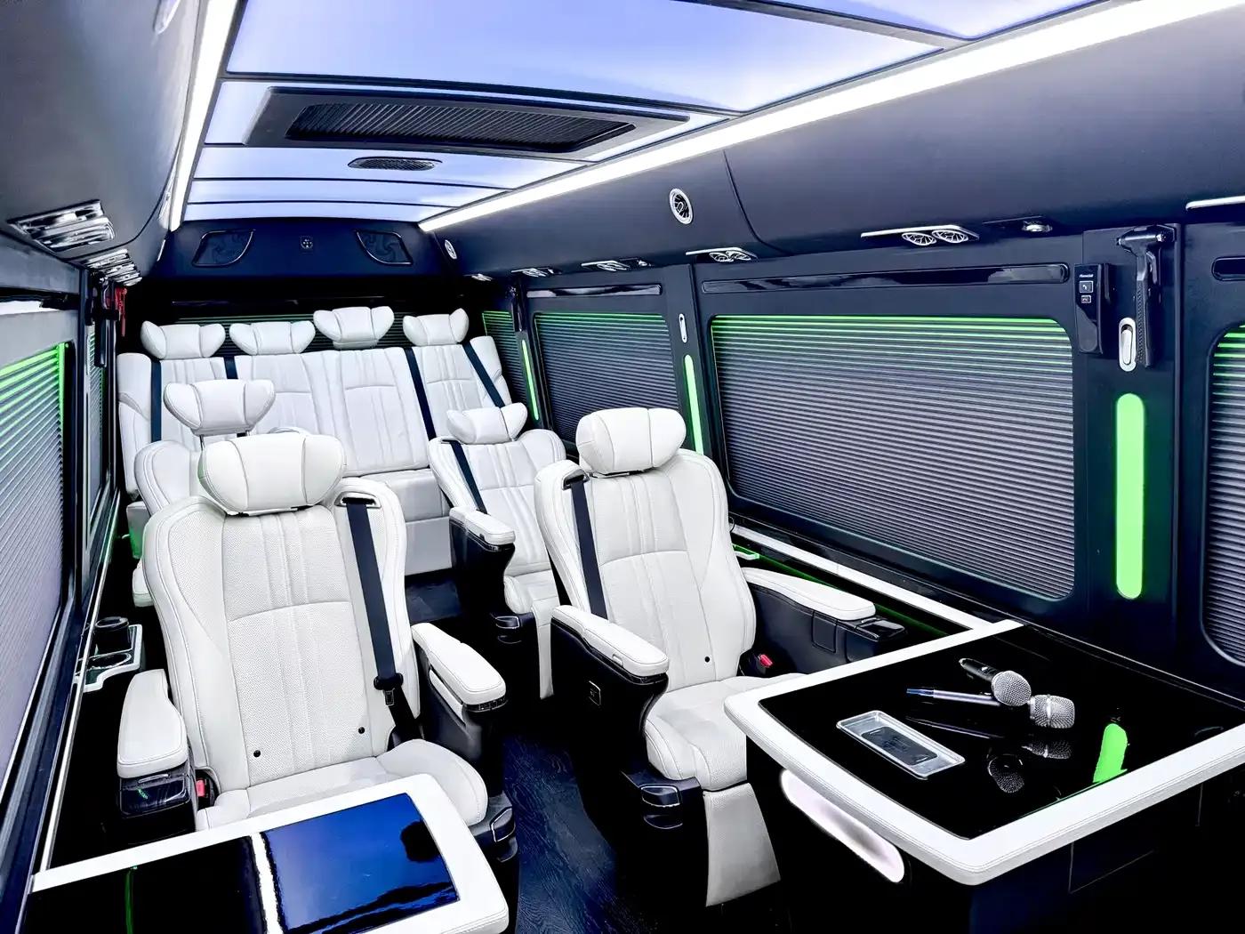 2023 Toyota Coaster 4.0L Manual — миниатюра 36