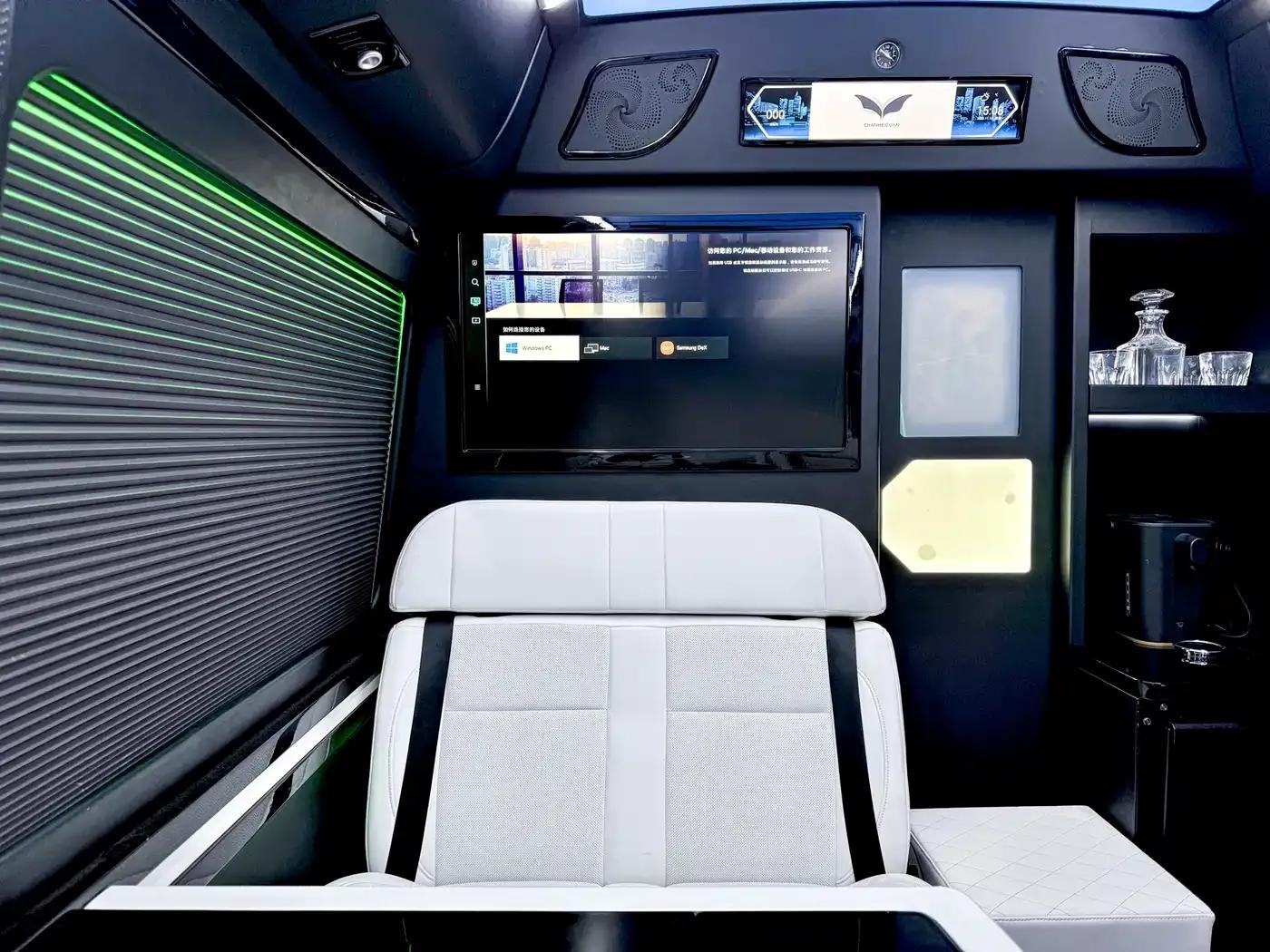 2023 Toyota Coaster 4.0L Manual — миниатюра 40