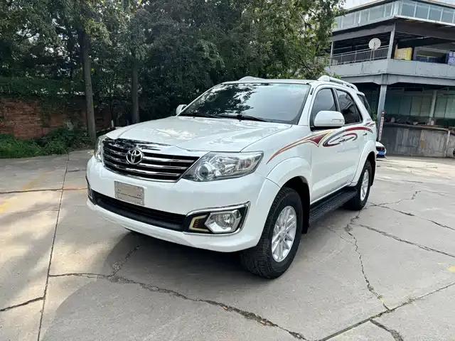 Fortuner 2013 2.7L Automatic