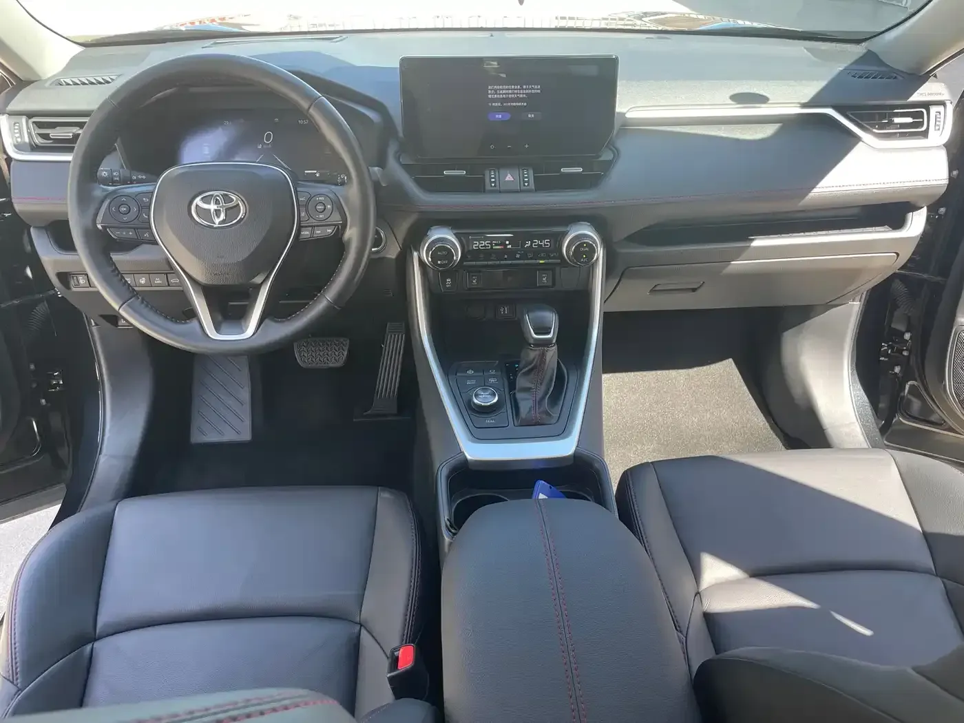 Highlander New Energy 2023 High-Performance Edition 2.5L AWD Exhilarating Version — миниатюра 14