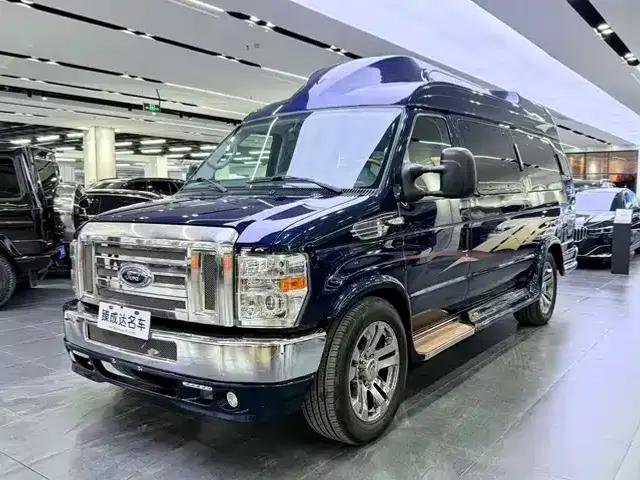2011 Ford E350 5.4L Standard Yacht Edition