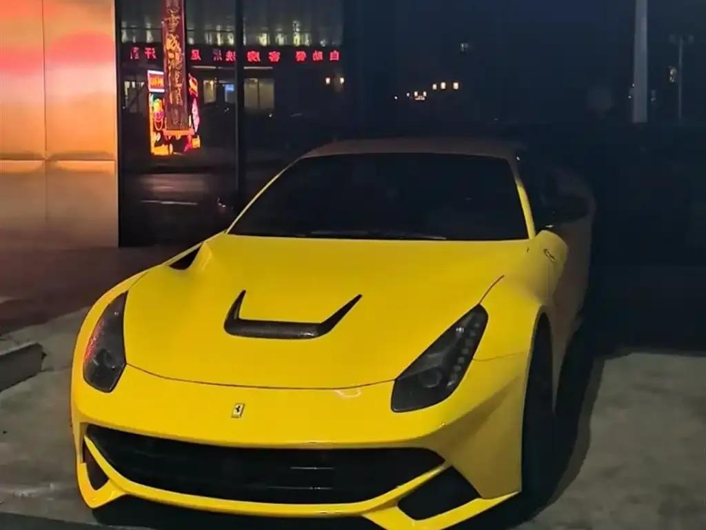 2013 F12berlinetta 6.3L Standard Model — миниатюра 1