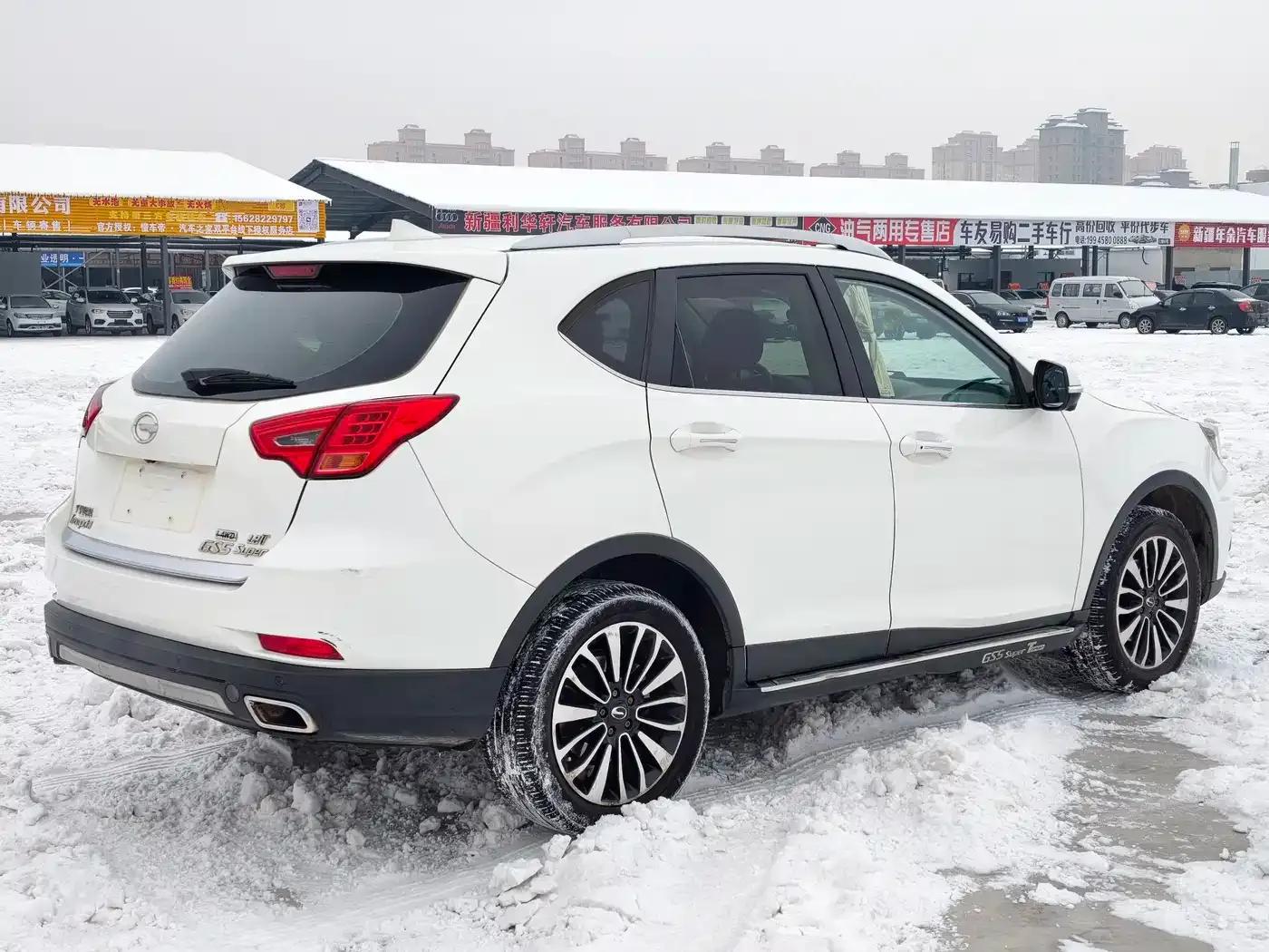 Trumpchi GS5 Super 2015 1.8T Automatic 4WD Luxury Edition — миниатюра 9
