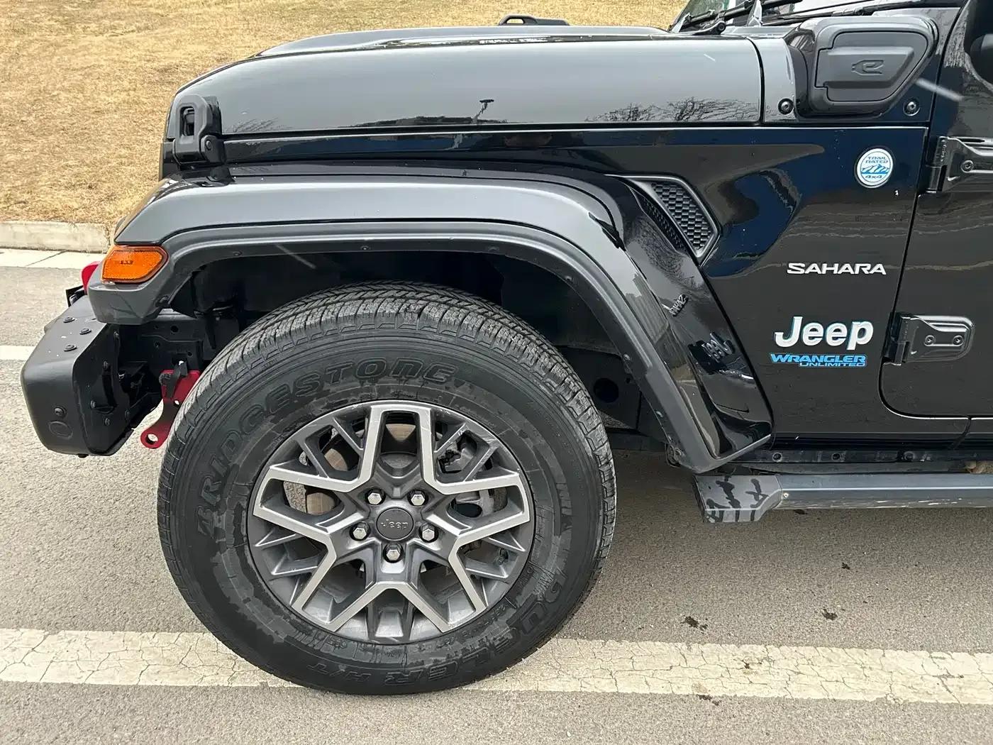 Jeep Wrangler New Energy 2021 Model 4-Door 2.0T 4xe Sahara — миниатюра 3
