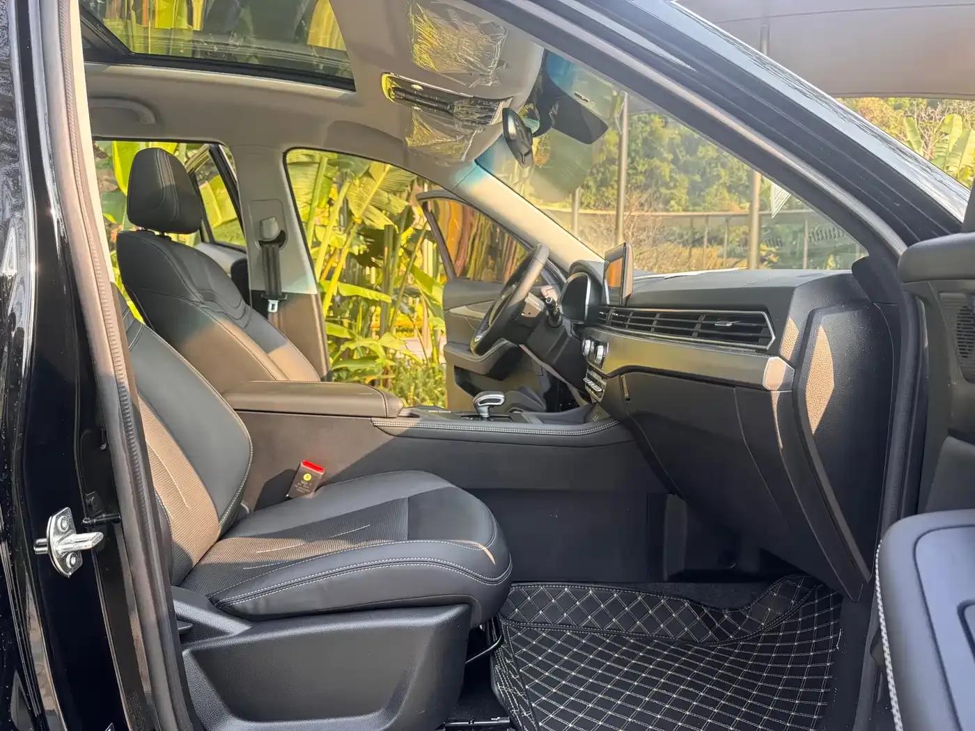 Jetour X70S 2023 1.5T DCT Glory Edition 5-seater — миниатюра 6