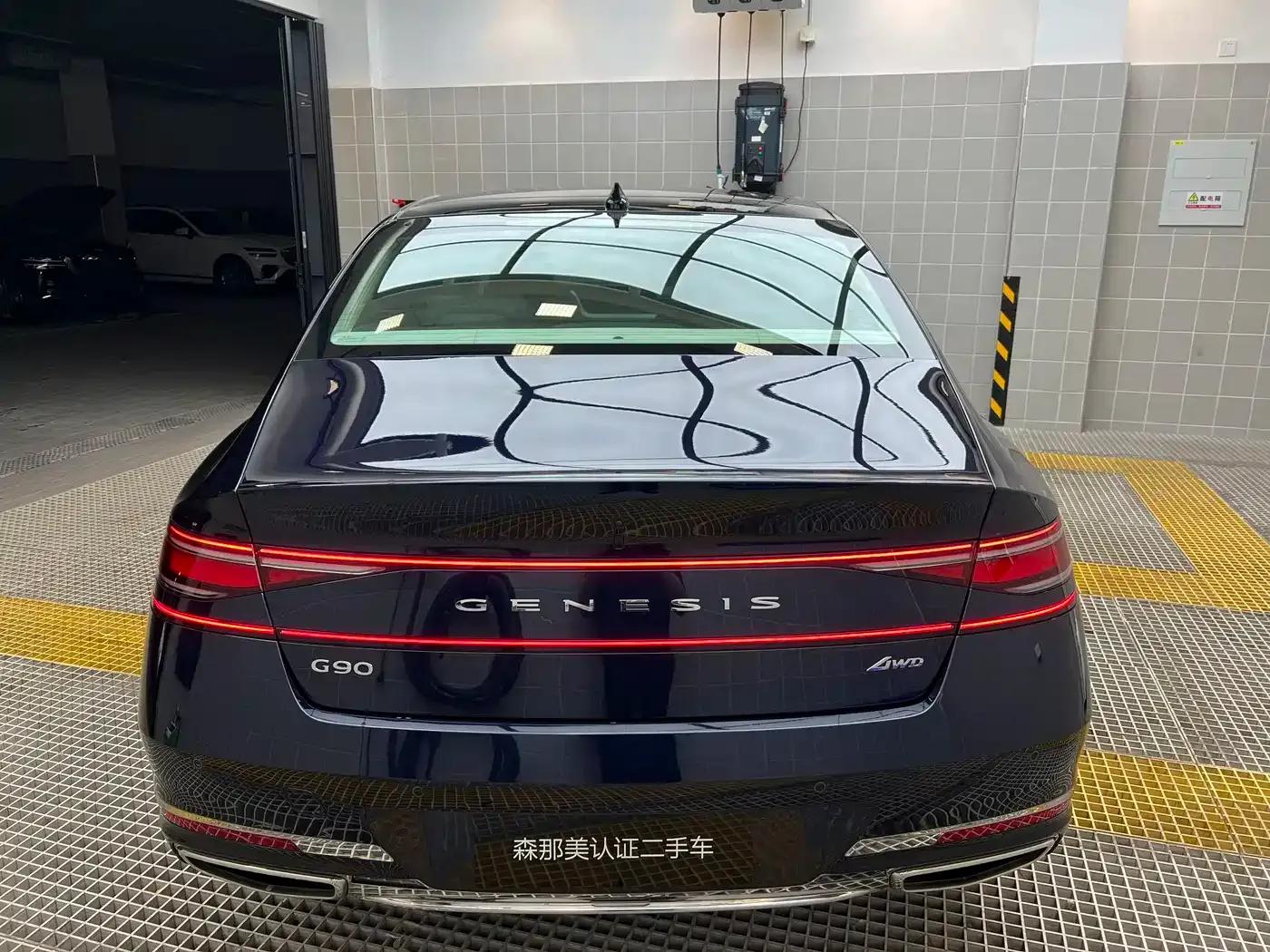 Genesis G90 2023 3.5T Executive Long Wheelbase — миниатюра 8