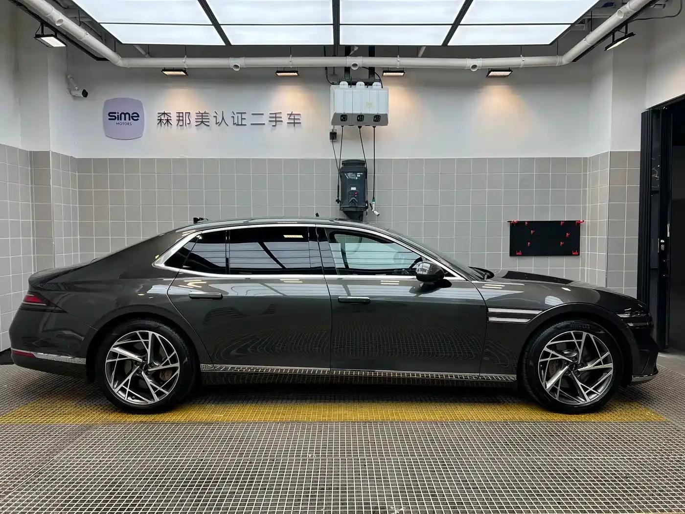Genesis G90 2023 3.5T Flagship Edition — миниатюра 3