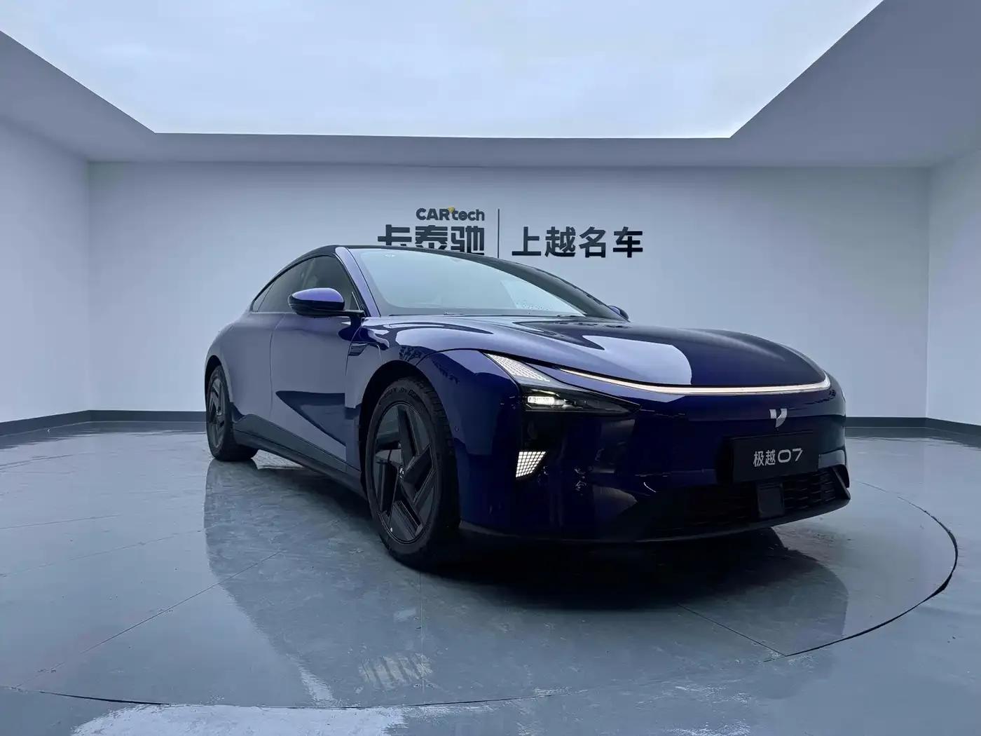 2024 Geely X7 Standard Edition — миниатюра 3