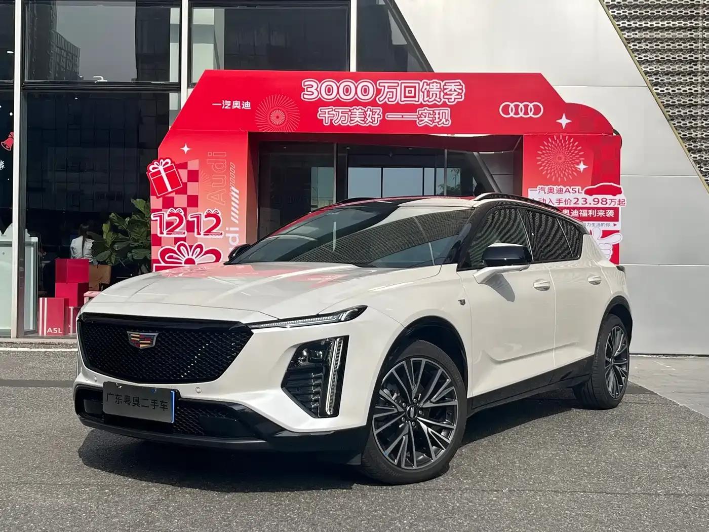 2023 Cadillac GT4 25T Premium — миниатюра 1
