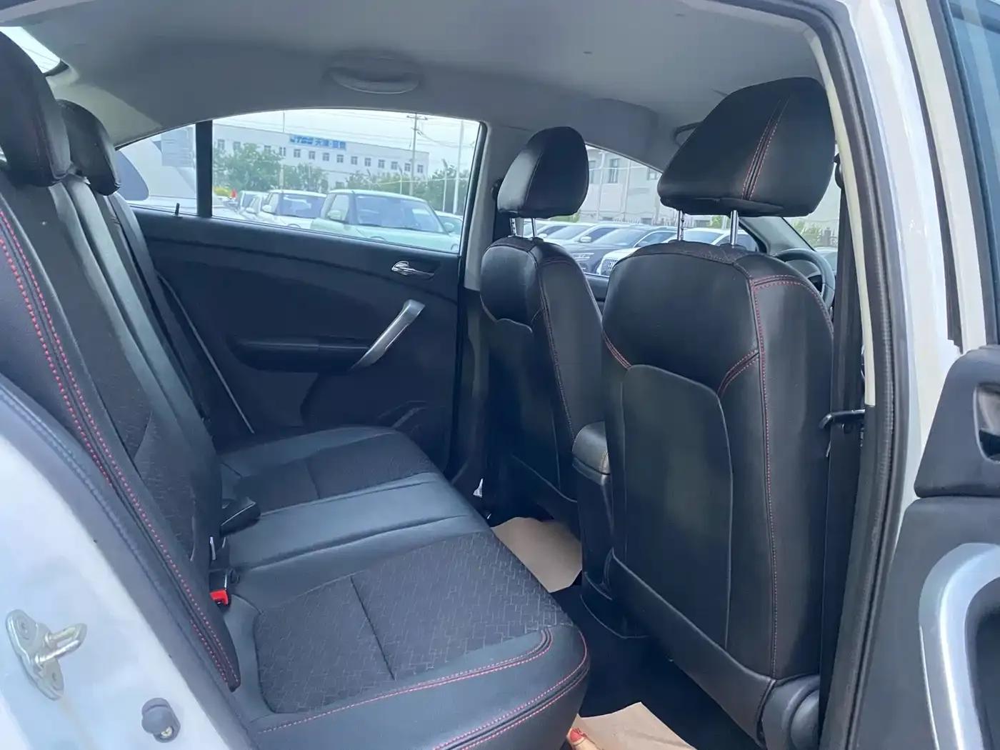 Kaiyi C3 2015 1.5L AMT Gold Edition — миниатюра 11