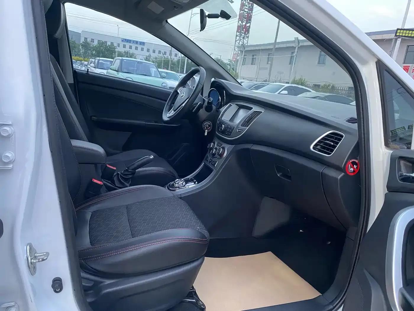 Kaiyi C3 2015 1.5L AMT Gold Edition — миниатюра 12