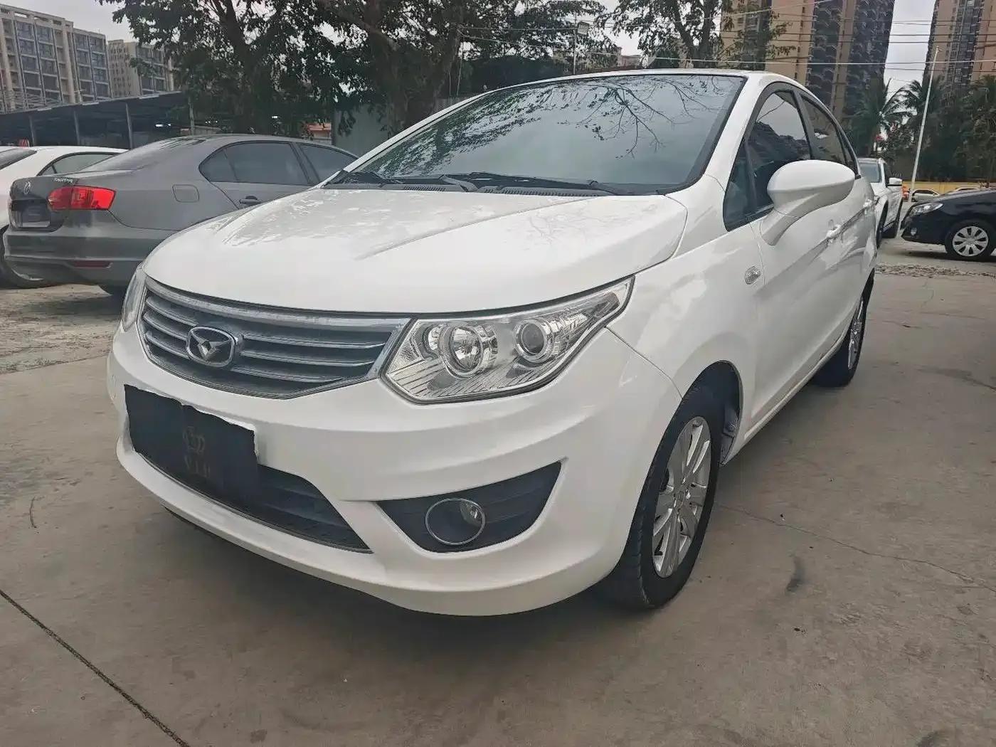 Kaiyi C3 2015 1.5L Manual Diamond Edition — миниатюра 1