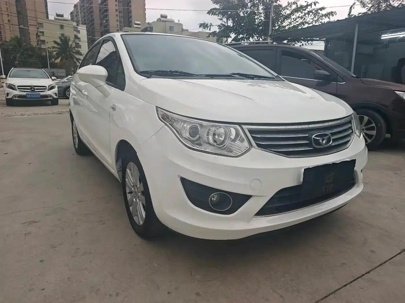 Kaiyi C3 2015 1.5L Manual Diamond Edition — миниатюра 3