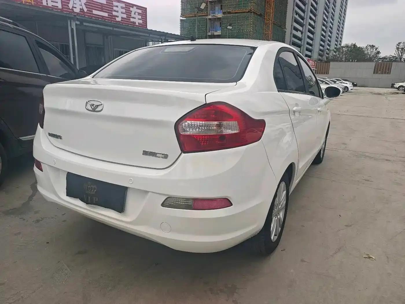 Kaiyi C3 2015 1.5L Manual Diamond Edition — миниатюра 9