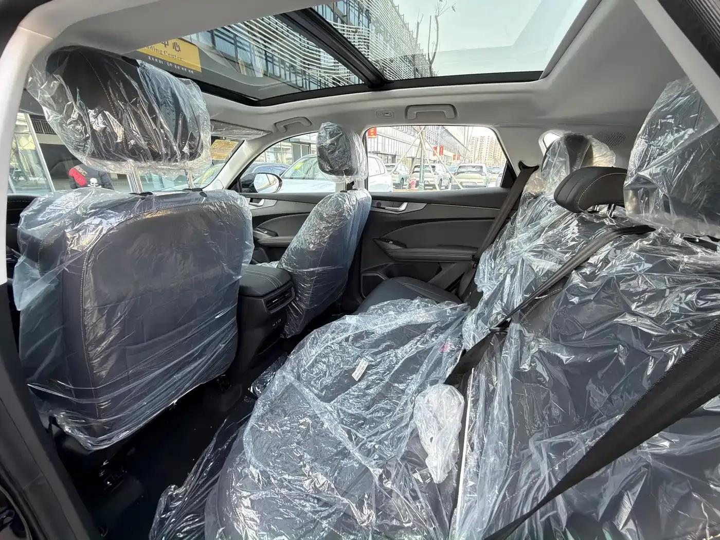 Kaiyi Kunlun 2026 1.5T Mountain Peak Edition 5-seater — миниатюра 8