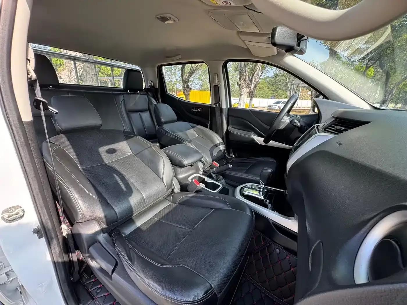 2021 Navara 2.5L Automatic 4WD Premium QR25 — миниатюра 20