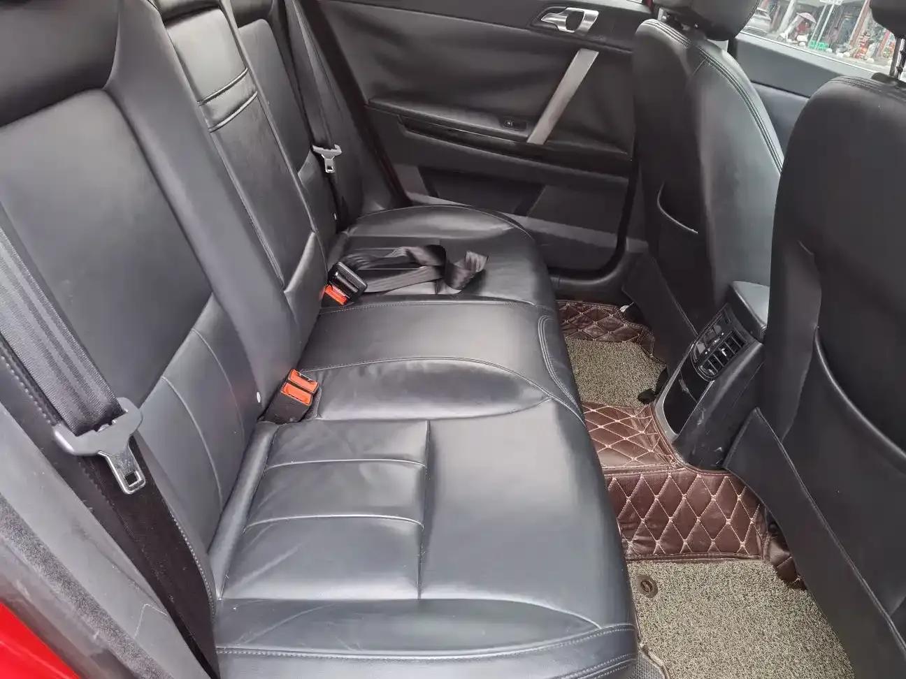 Roewe 550 2013 Model 550D 1.8T Automatic Premium Edition — миниатюра 11