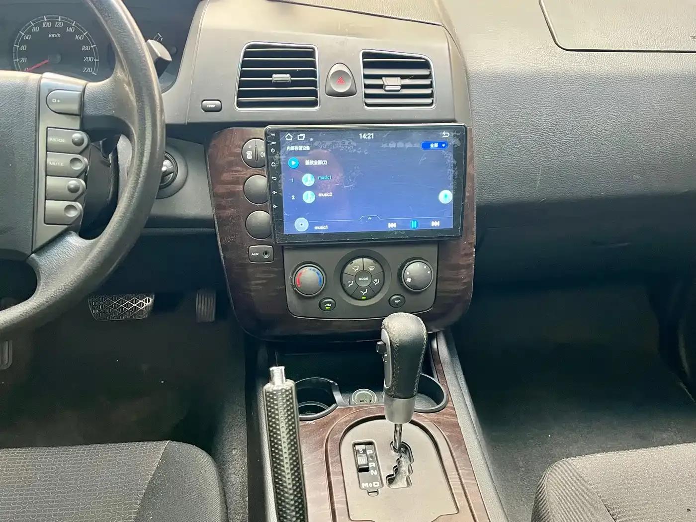 Roewe W5 2014 1.8T 2WD Automatic Shengyu Special Edition — миниатюра 14