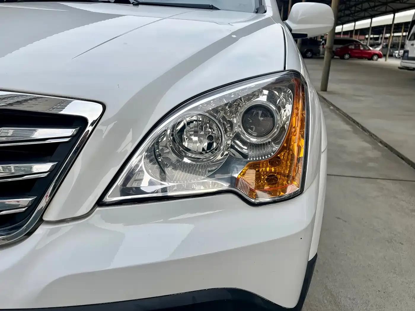 Roewe W5 2014 1.8T 2WD Automatic Shengyu Special Edition — миниатюра 4