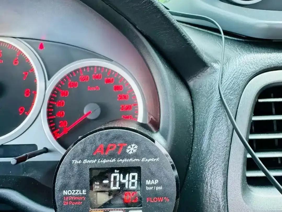 Impreza 2008 2.5T WRX Sedan — миниатюра 8