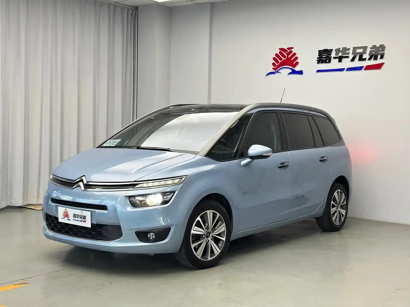2015 Civic Civic Grand 1.6T Luxury 7-Seater — миниатюра 1