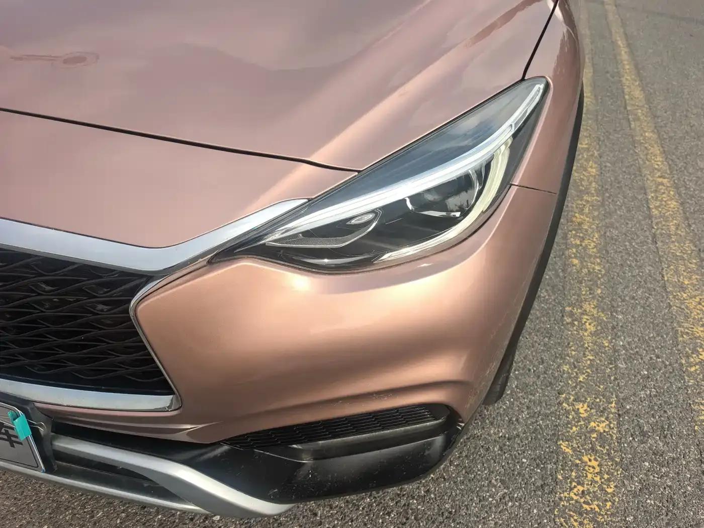 Infiniti QX30 2017 2.0T AWD Sport Edition — миниатюра 11