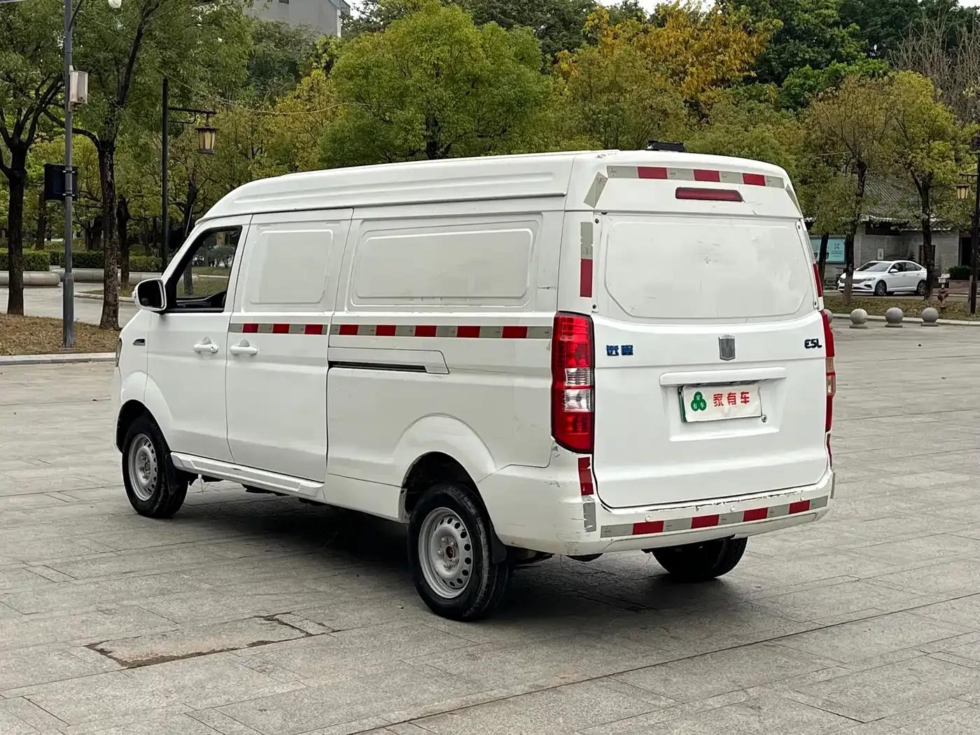 Remote E5 2022 E5L Pure Electric Van - Guoxuan 39.9kWh — миниатюра 15