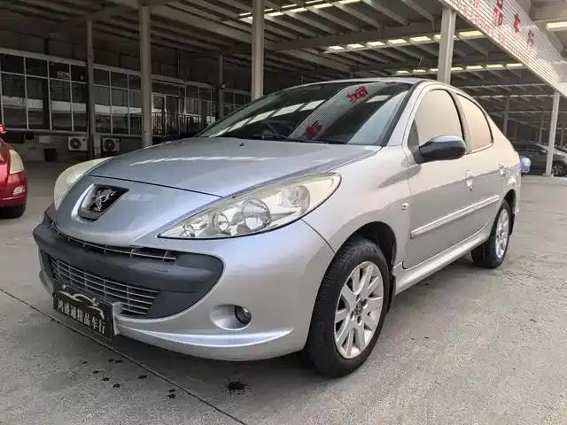 Peugeot 207 2009 Sedan 1.4L Manual Comfort Edition