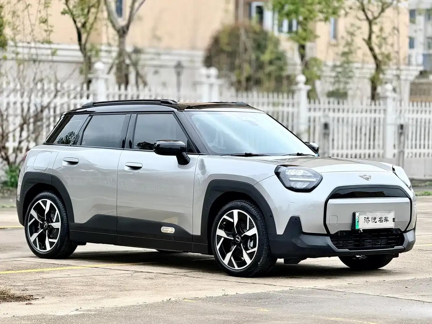 2025 Electric MINI Aceman E Classic — миниатюра 3