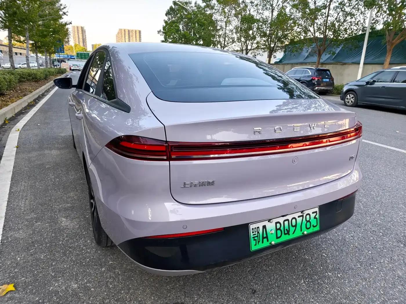Roewe D6 2025 450km Premium Edition — миниатюра 3