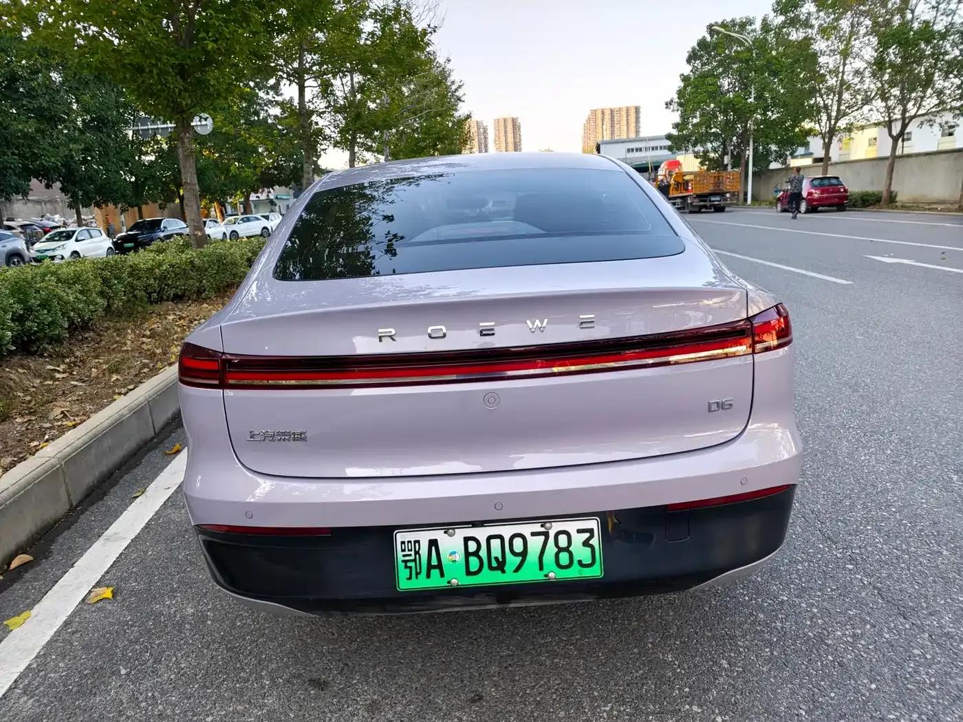 Roewe D6 2025 450km Premium Edition — миниатюра 4