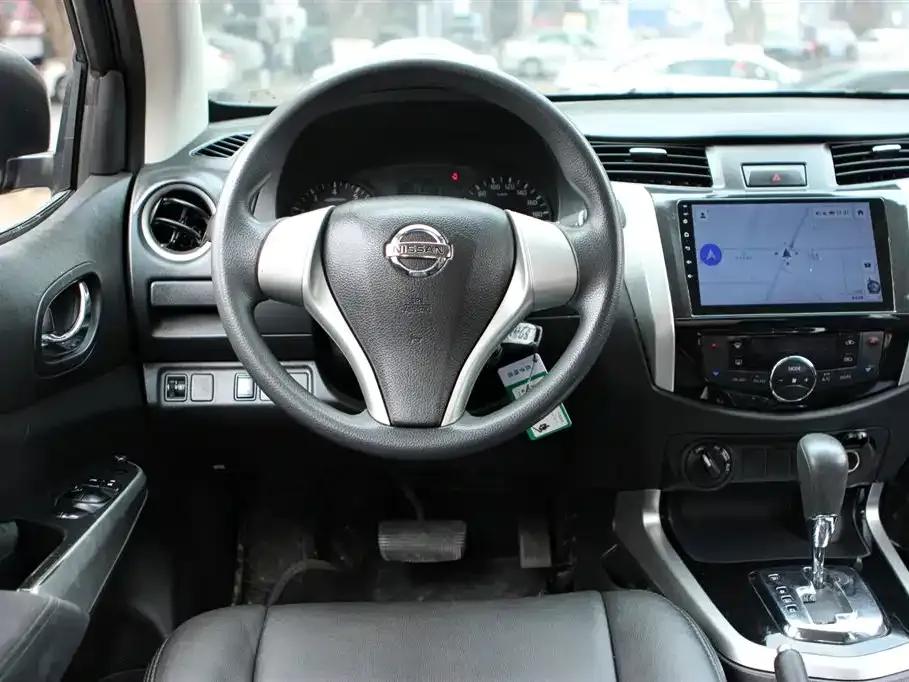 2017 Navara 2.5L Automatic 4WD Luxury Edition QR25 — миниатюра 14