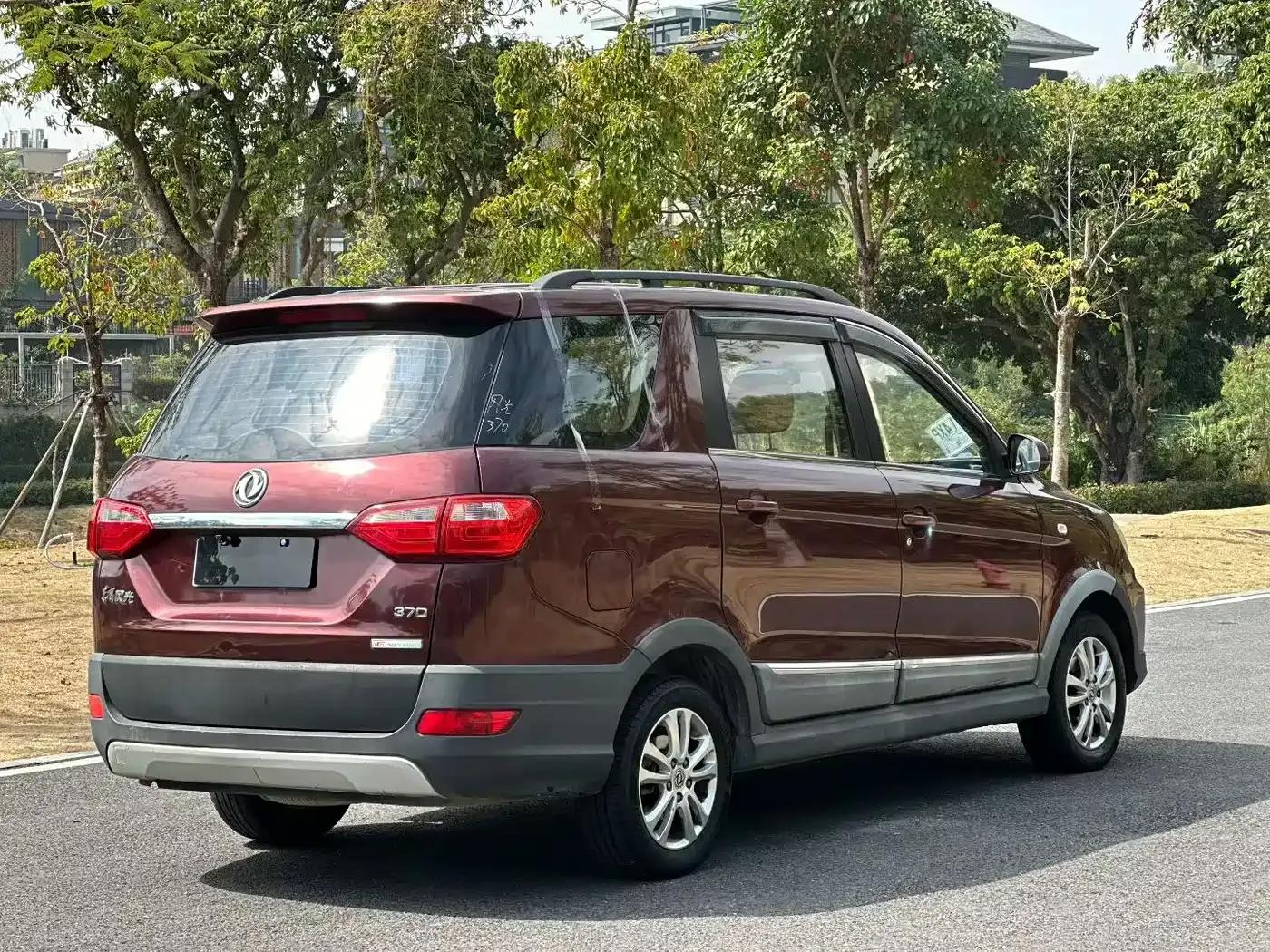 Fengguang 370 2016 Model 1.5L Manual Standard Edition SFG15-02 7-Seater — миниатюра 7