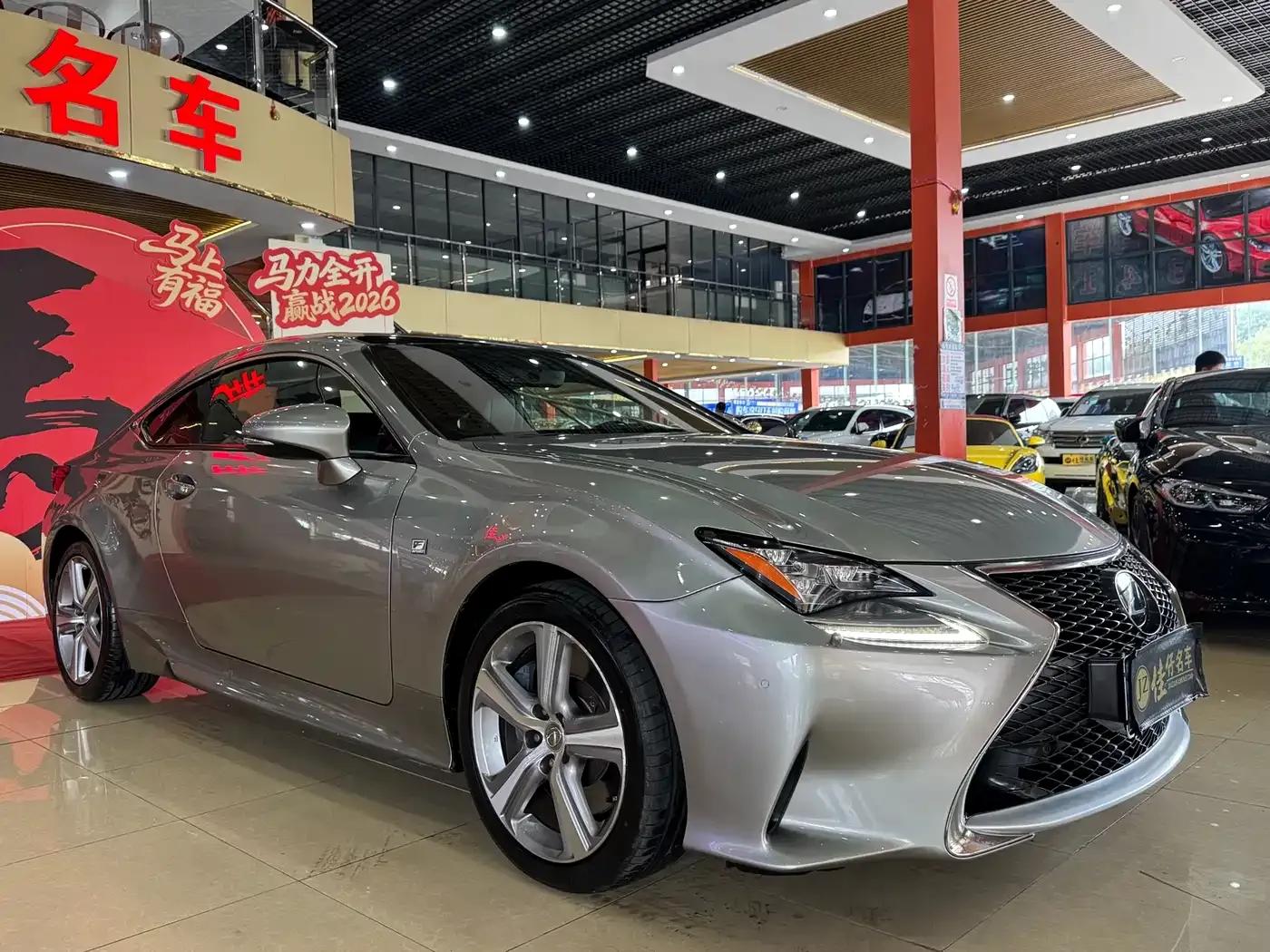 Lexus RC 2016 200t F SPORT Edition — миниатюра 3