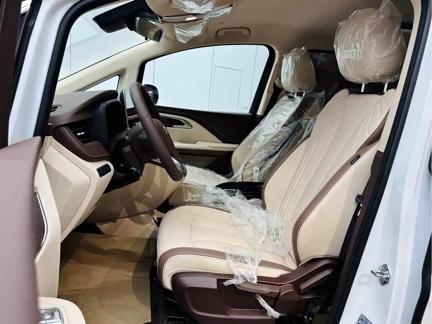 Bestune M9 2023 2.0T Premium Edition — миниатюра 9
